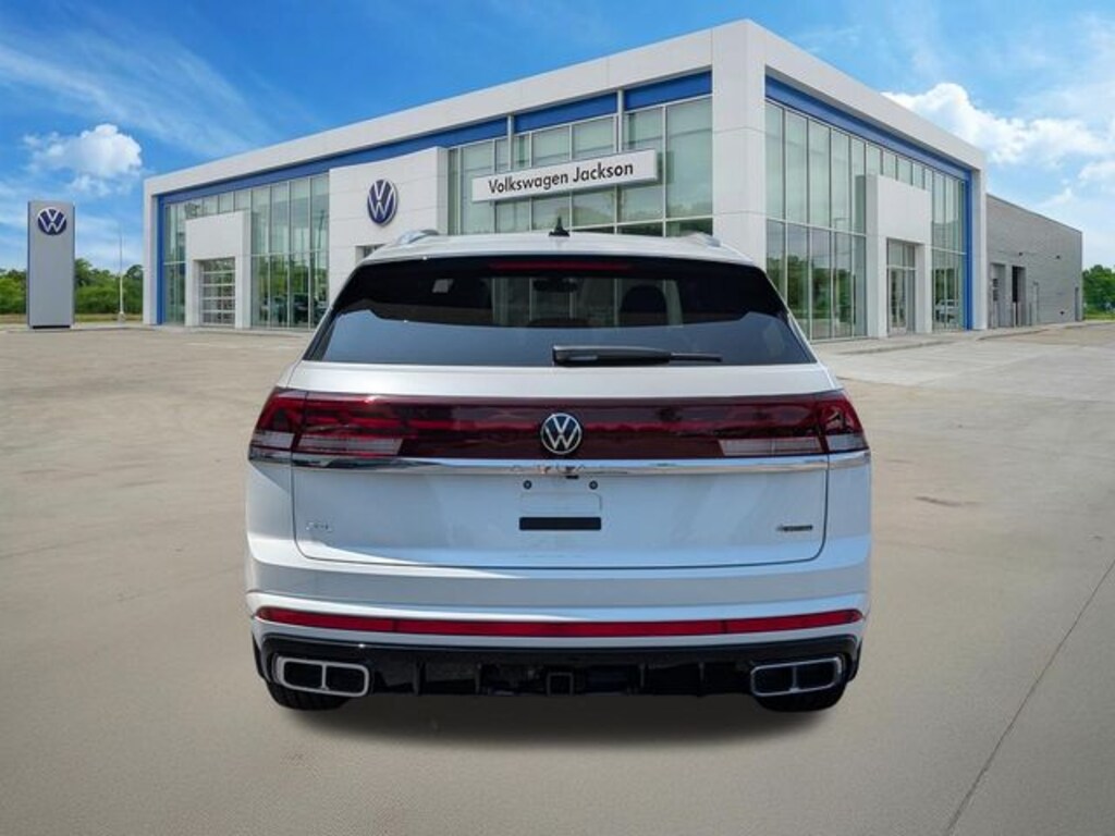 New 2026 Volkswagen Atlas Cross Sport 2.0T SEL Premium R-Line SUV