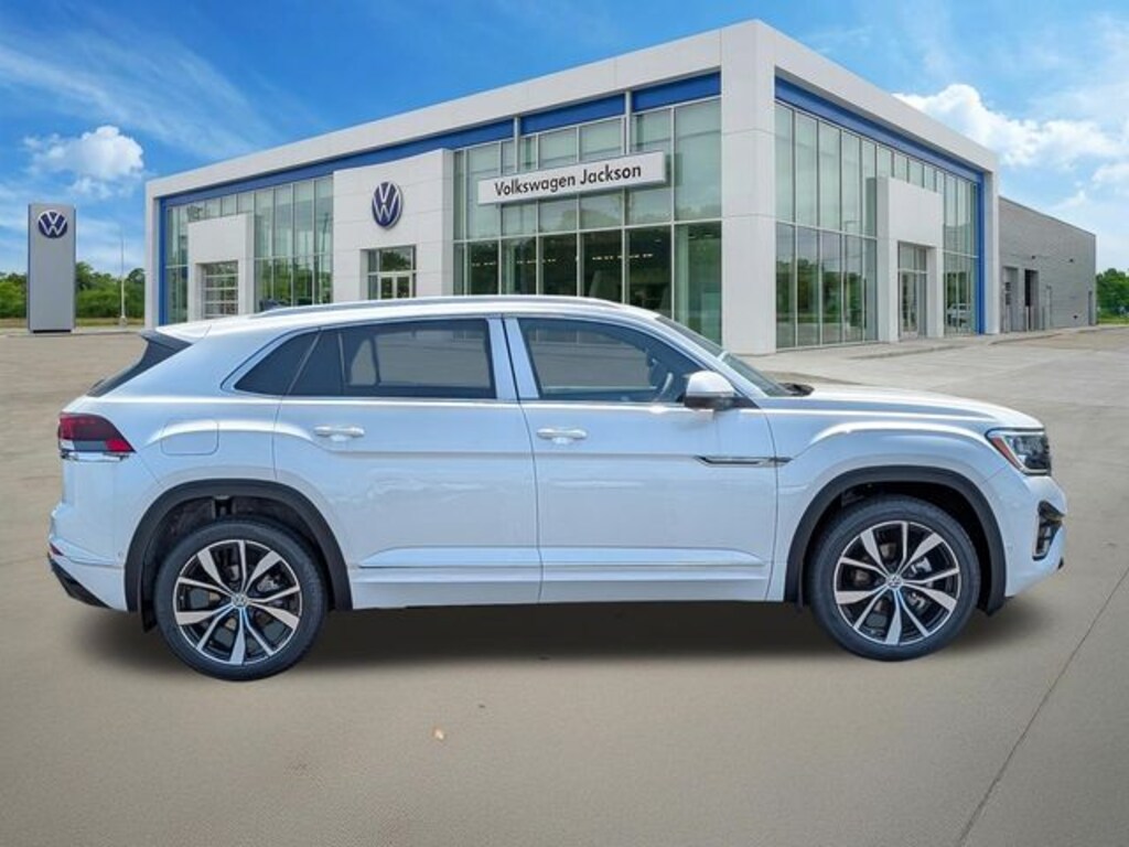 New 2026 Volkswagen Atlas Cross Sport 2.0T SEL Premium R-Line SUV