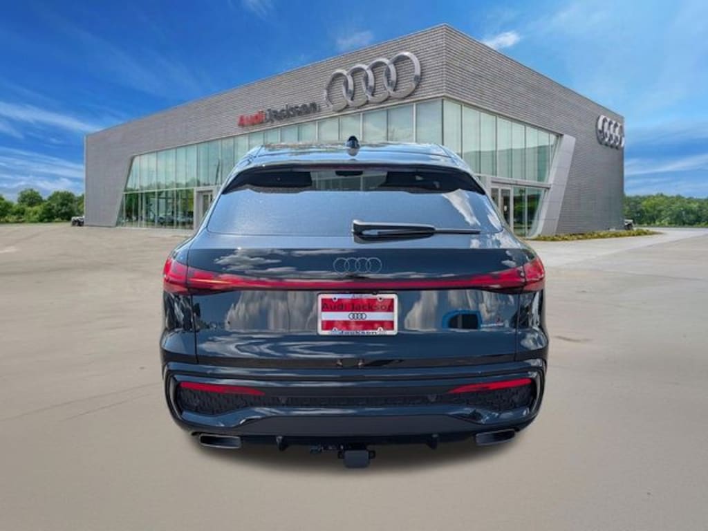 New 2026 Audi Q5 Sportback 2.0T Premium SUV