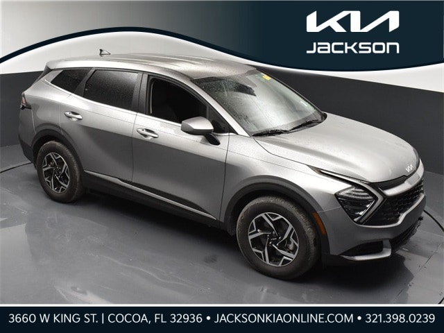 2025 Kia Sportage LX's photo