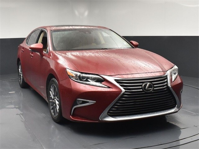 2018 Lexus ES 350 Premium photo 2