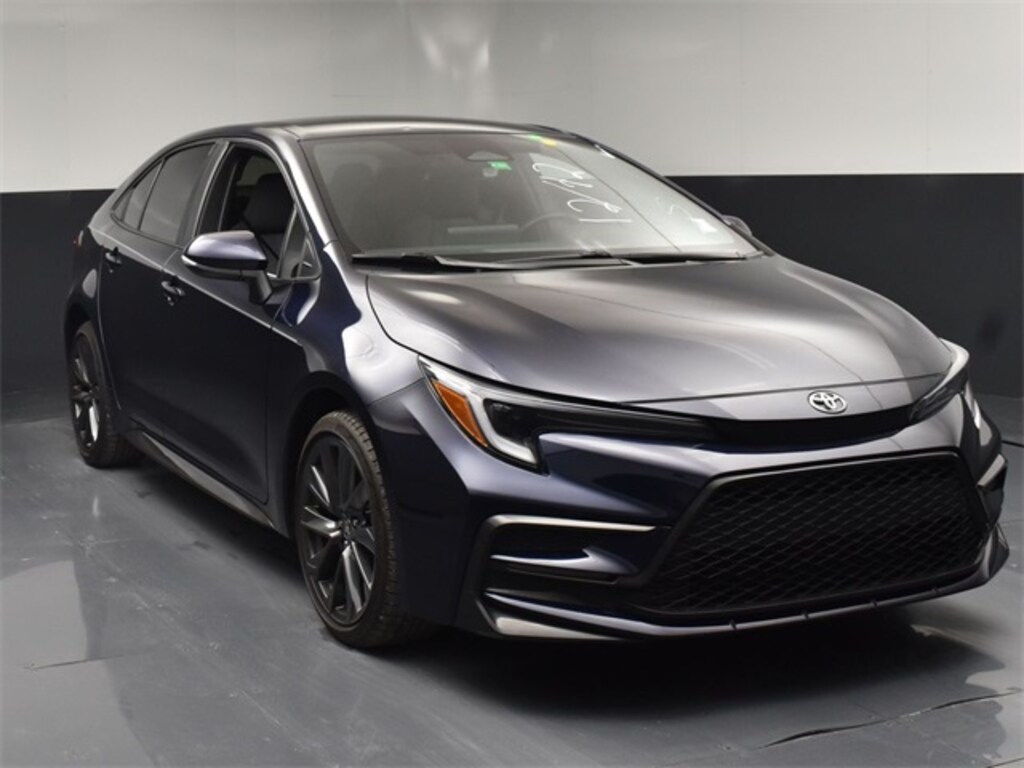 Used 2024 Toyota Corolla SE Sedan