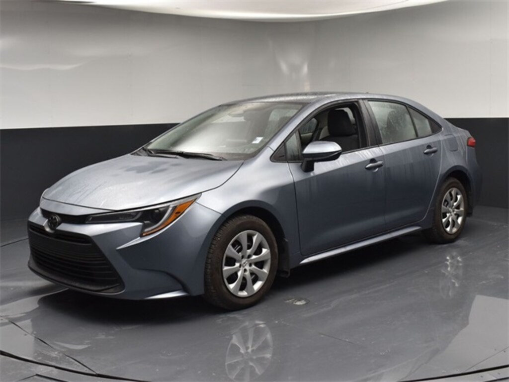 Used 2025 Toyota Corolla LE Sedan