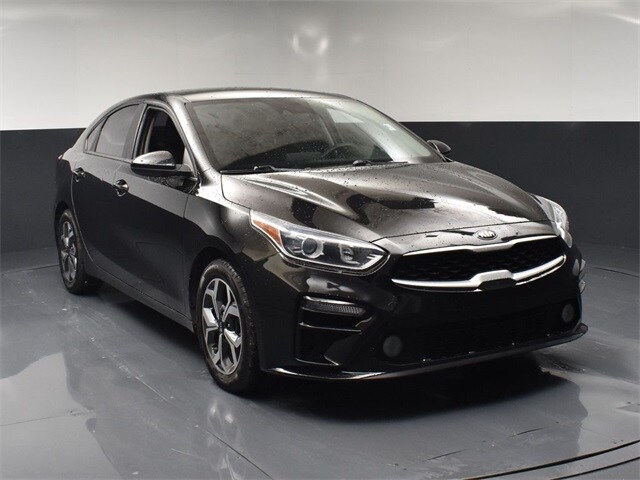 2021 Kia Forte LXS photo 2