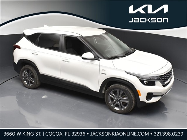 2022 Kia Seltos LX's photo