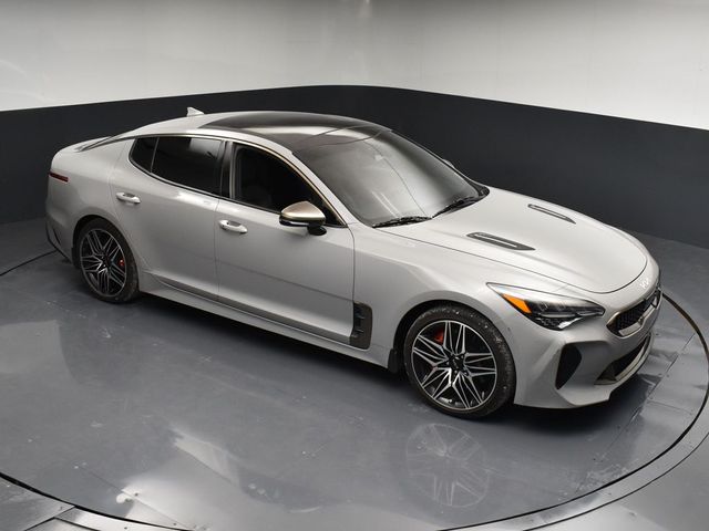 2022 Kia Stinger GT1 AWD's photo