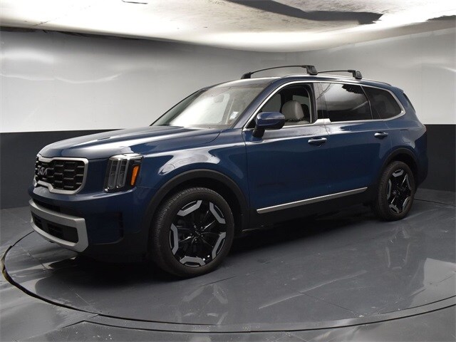 2025 Kia Telluride S photo 4