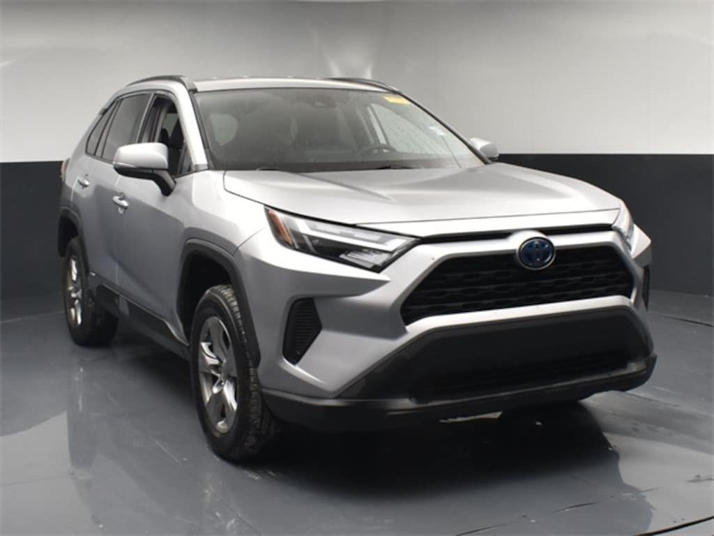 Used 2022 Toyota RAV4 Hybrid XLE SUV