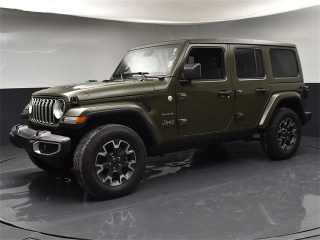 Used 2024 Jeep Wrangler Sahara SUV