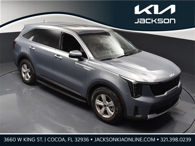 2025 Kia Sorento LX
