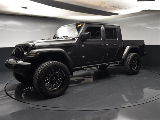 2022 Jeep Gladiator Sport photo 3