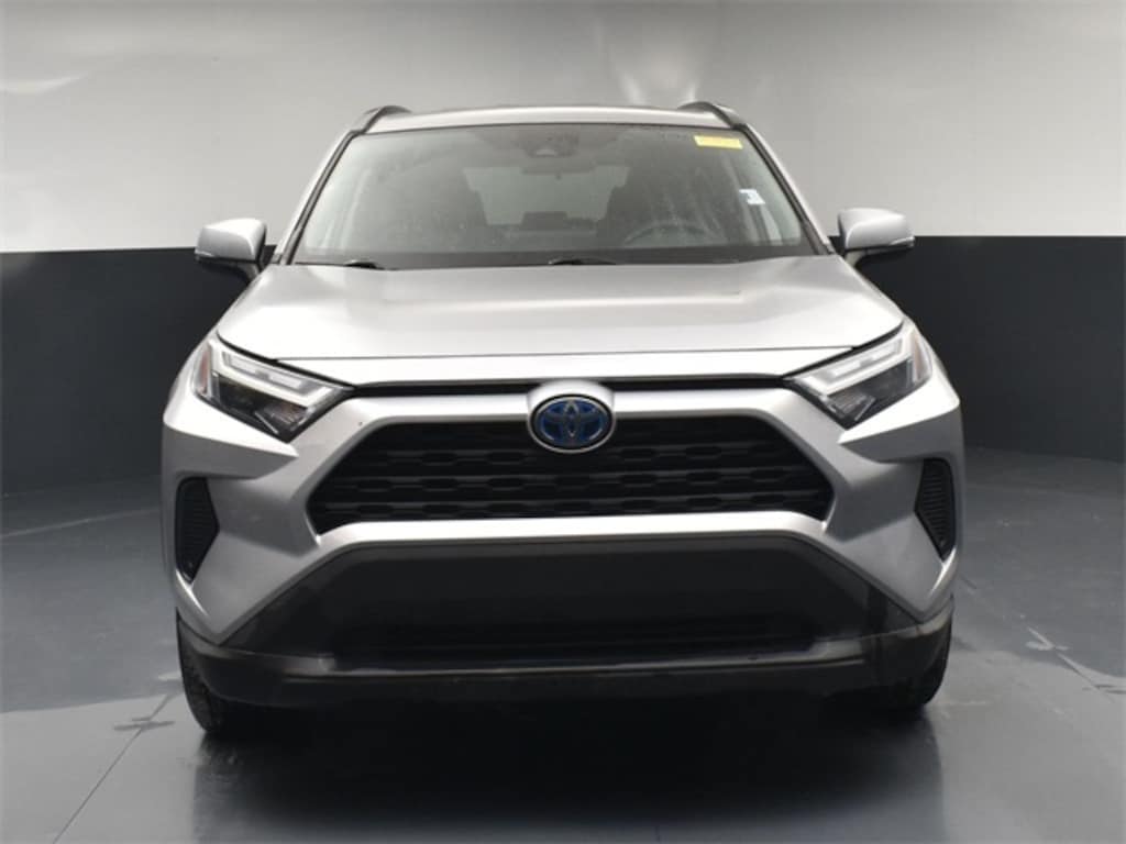 Used 2022 Toyota RAV4 Hybrid XLE SUV