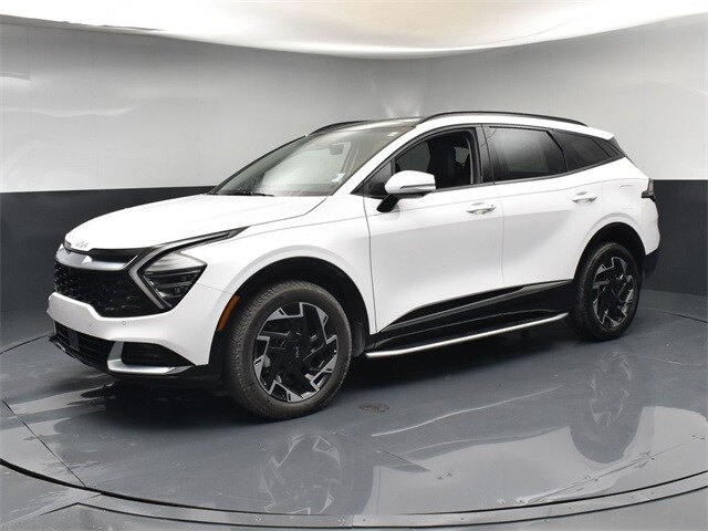 2025 Kia Sportage photo 3