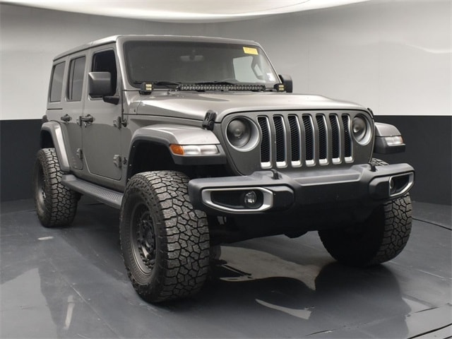 2021 Jeep Wrangler Unlimited Sahara photo 3
