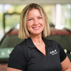 Staff member Melissa North from ID_8e74de