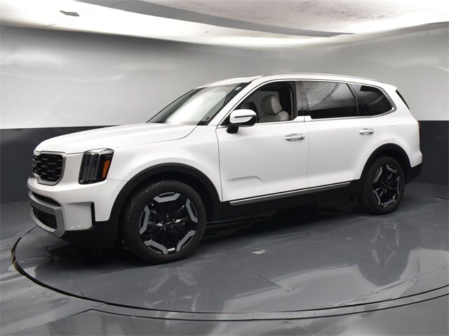 2024 Kia Telluride S photo 4