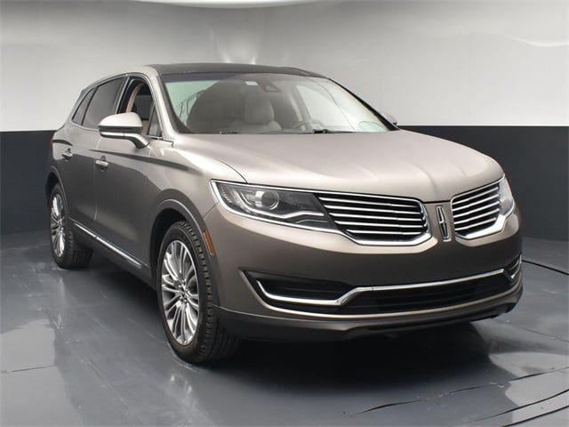 2017 Lincoln MKX Reserve photo 3