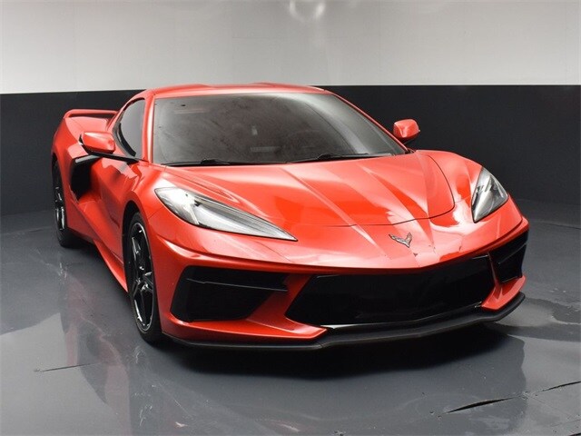 2020 Chevrolet Corvette Stingray 3LT photo 2