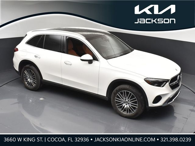 2023 Mercedes-Benz GLC 300
