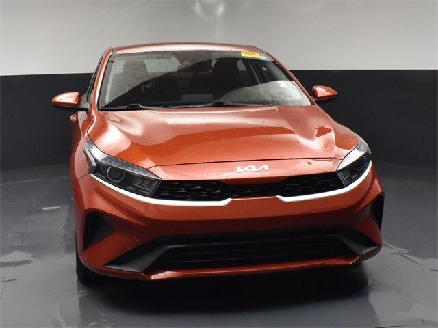 2022 Kia Forte FE LXS photo 3