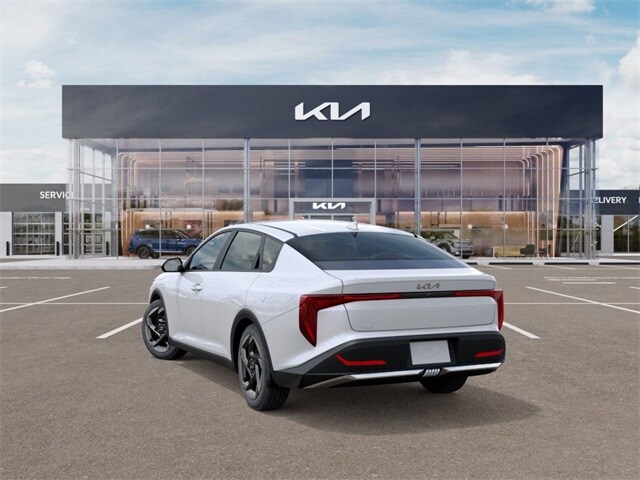 2025 Kia K4 EX photo 4