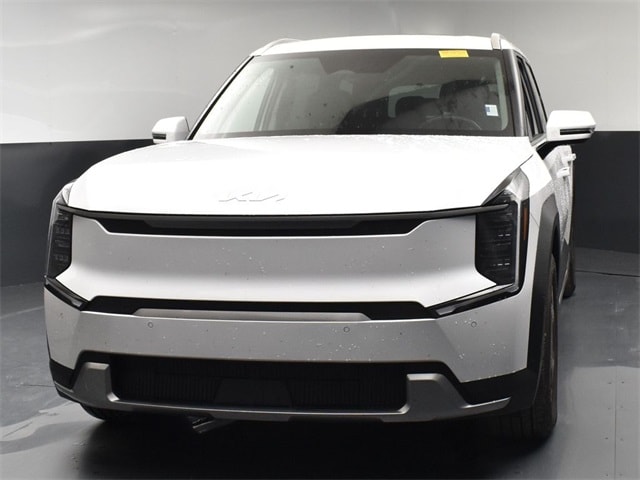 Certified 2025 Kia EV9 Wind with VIN 5XYAFFS59SG002017 for sale in Cocoa, FL