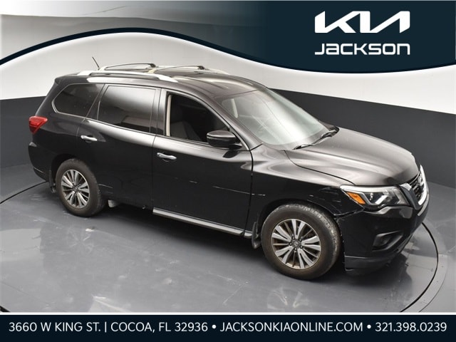 2018 Nissan Pathfinder SV