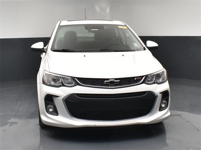 2019 Chevrolet Sonic LT RS photo 4