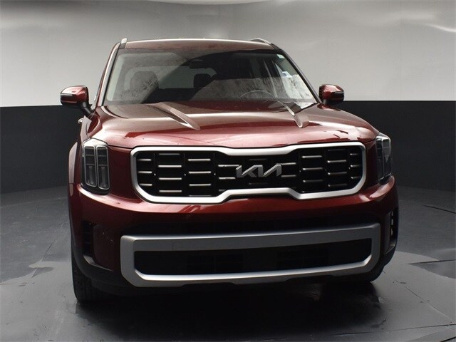 2024 Kia Telluride S photo 3