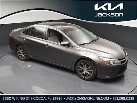 2017 Toyota Camry XSE Sedan