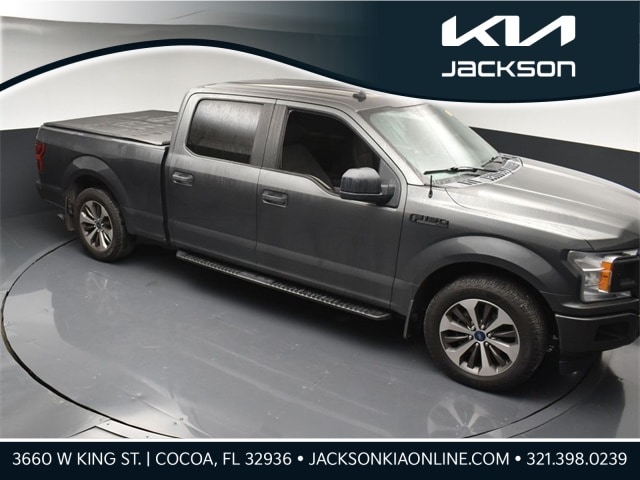 2020 Ford F-150 XL's photo