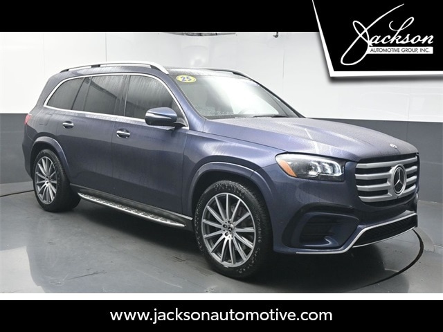 2025 Mercedes-Benz GLS Base's photo