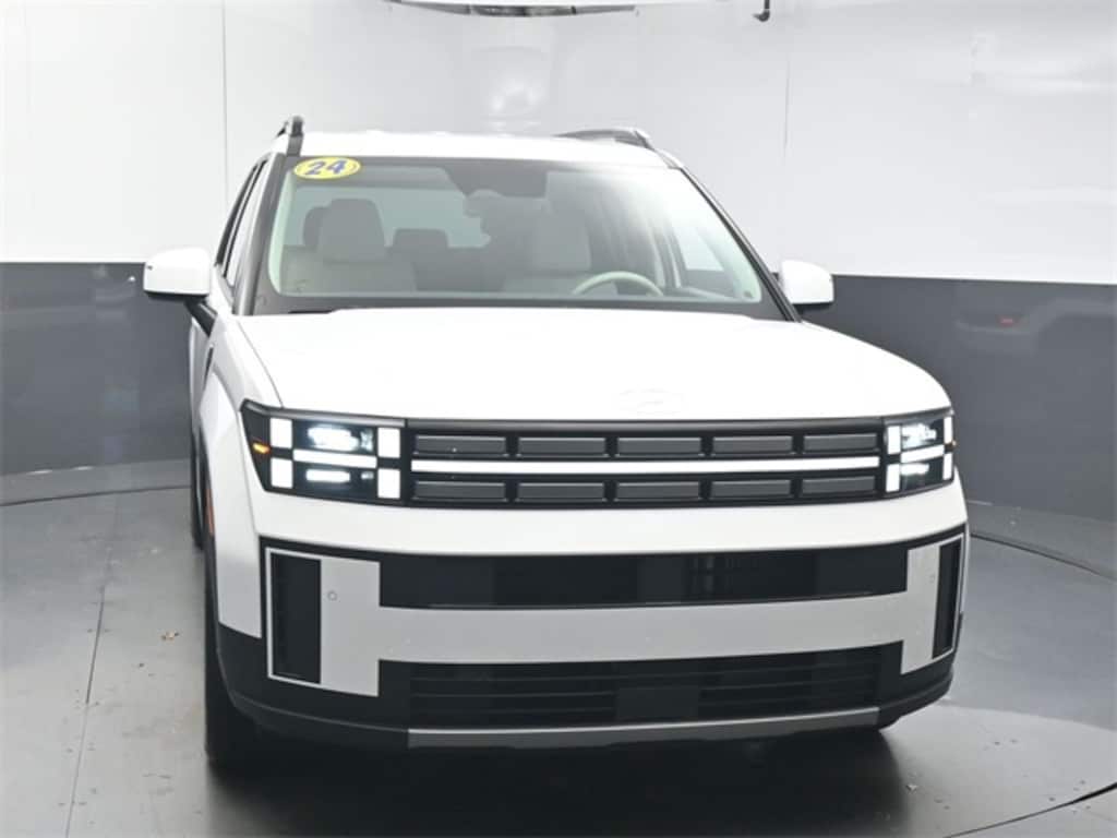 Used 2024 Hyundai Santa Fe SEL SUV