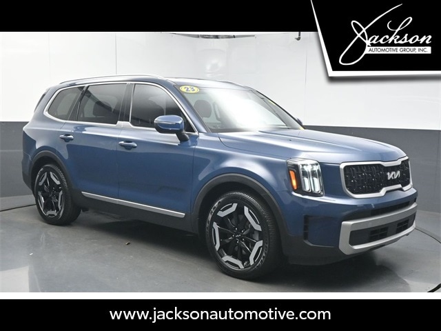 2023 Kia Telluride EX's photo