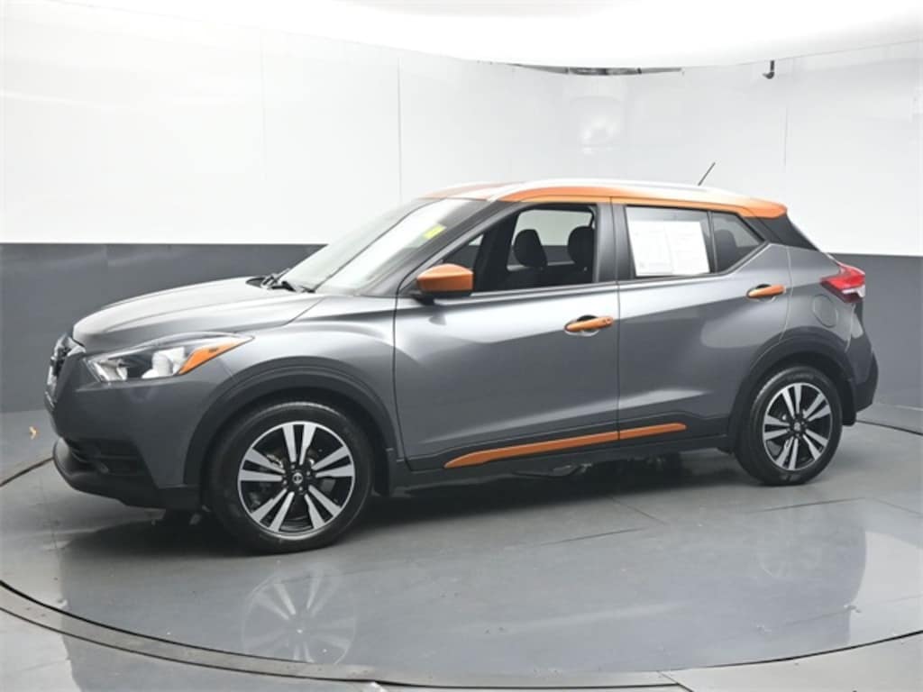 Used 2019 Nissan Kicks SV SUV