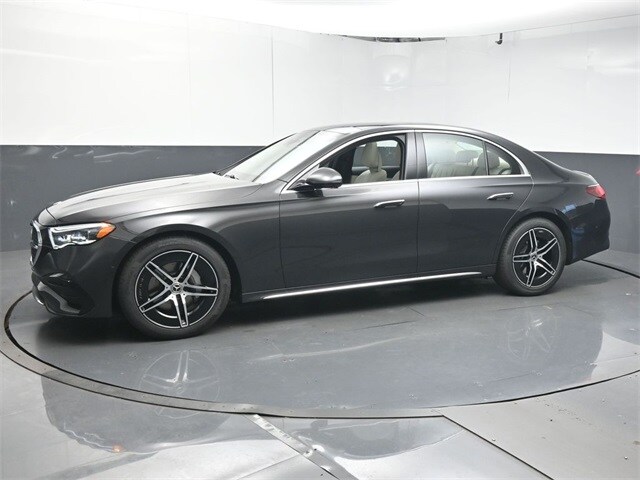 2026 Mercedes Benz E 350 Sedan photo 4