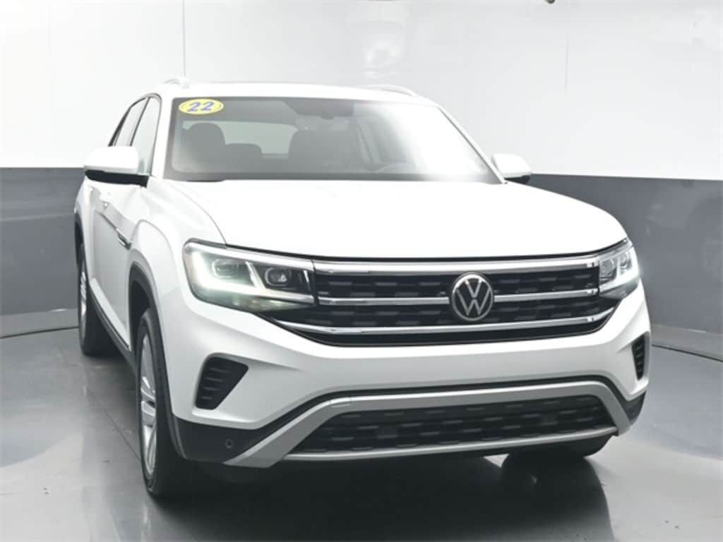 Used 2022 Volkswagen Atlas Cross Sport 3.6L V6 SE w/Technology SUV