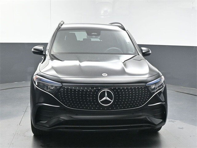 2024 Mercedes Benz EQB photo 3