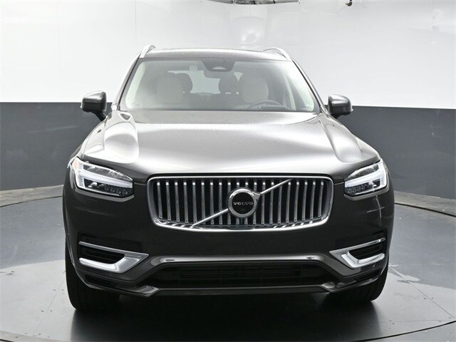 2024 Volvo XC90 T8 Ultimate photo 3
