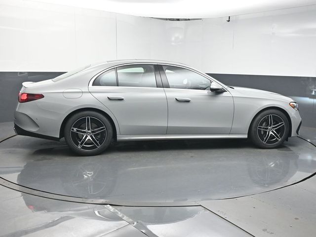 2026 Mercedes-Benz E-Class E350 - Photo 8
