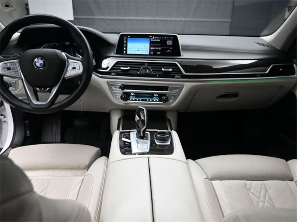 Used 2022 BMW 740i  Sedan