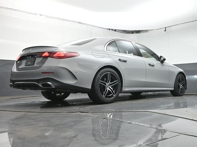 2026 Mercedes-Benz E-Class E350 - Photo 39