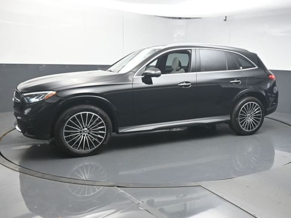 New 2026 Mercedes-Benz GLC 300 SUV