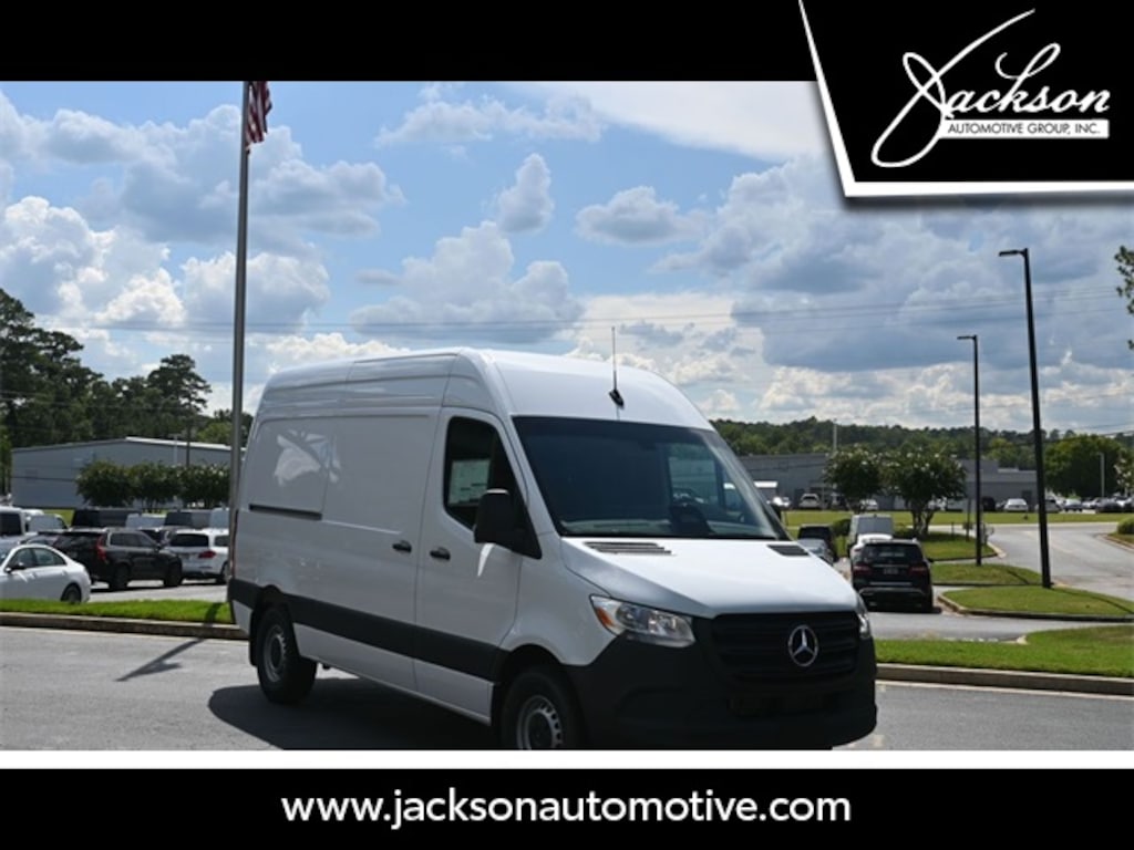 New 2025 Mercedes-Benz Sprinter 2500 Standard Roof 4-Cyl Diesel Van Cargo Van