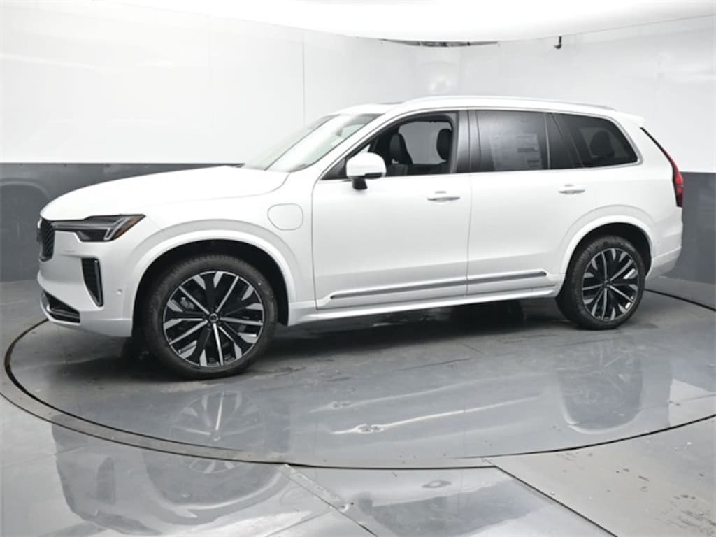 Used 2025 Volvo XC90 plug-in hybrid T8 (2025.5) Ultra 7-Seater SUV