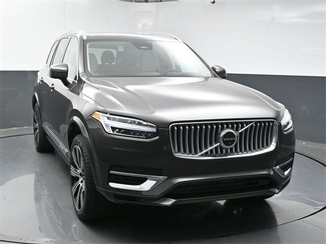 2024 Volvo XC90 T8 Ultimate photo 2
