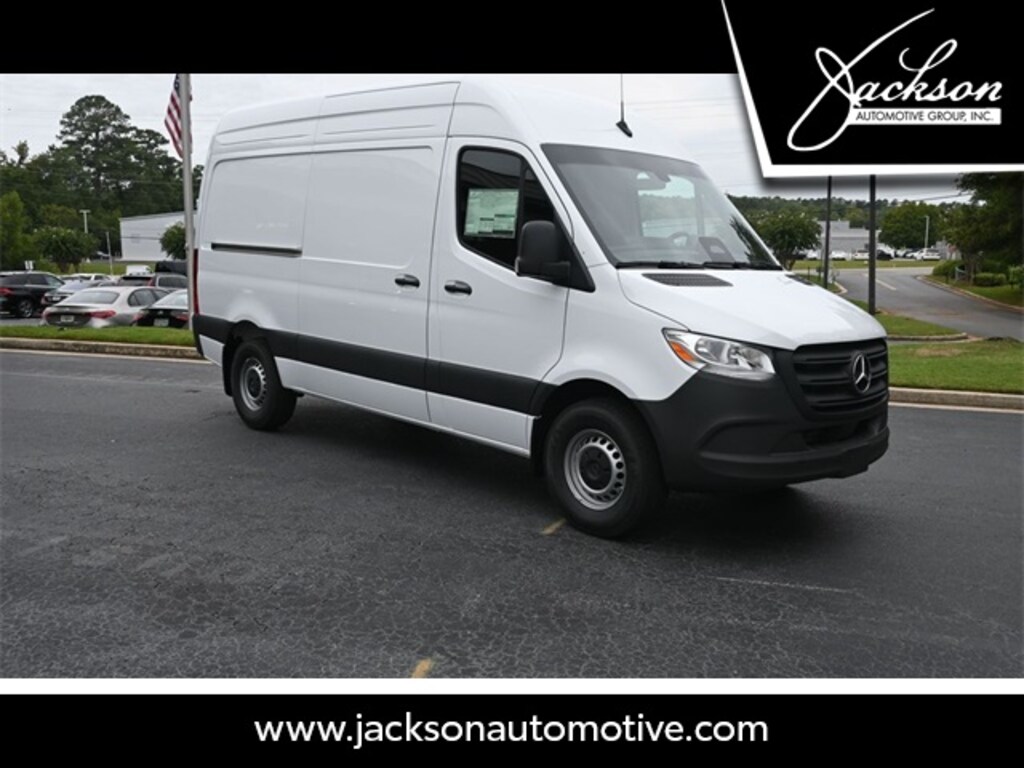 New 2025 Mercedes-Benz Sprinter 2500 Standard Roof 4-Cyl Diesel Van Cargo Van