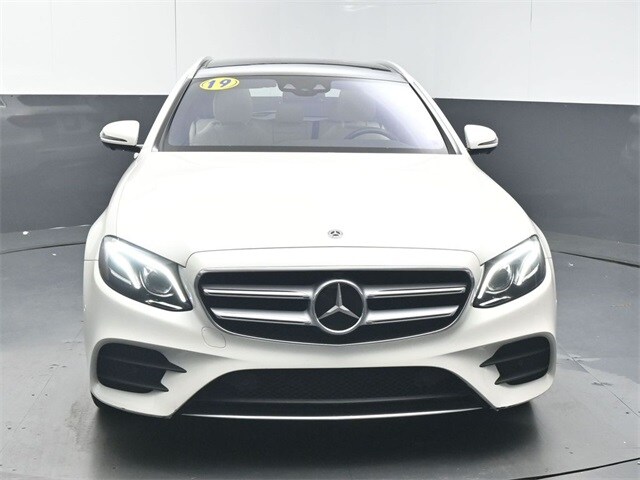 2019 Mercedes Benz E 450 4MATIC Wagon photo 4