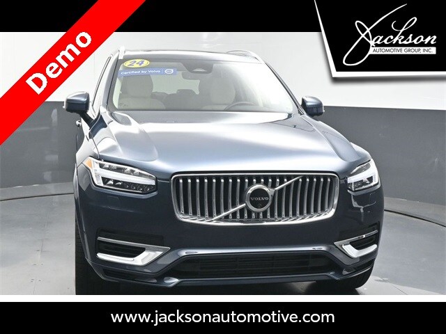 2024 Volvo XC90 Recharge T8 Plus photo 3