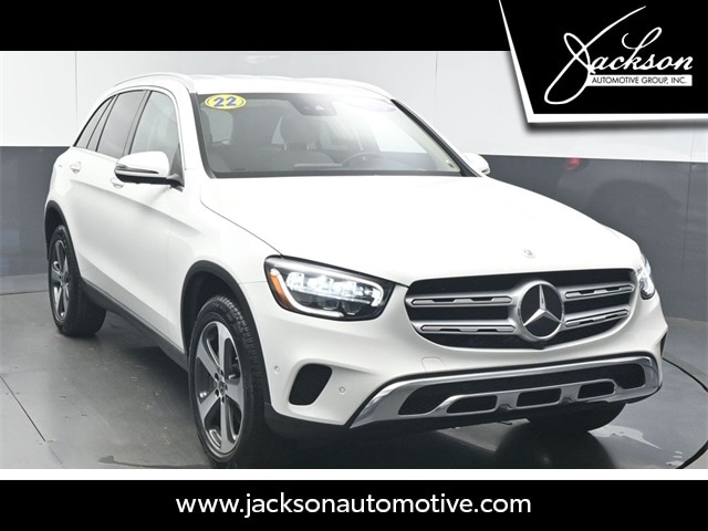 2022 Mercedes-Benz GLC GLC300's photo